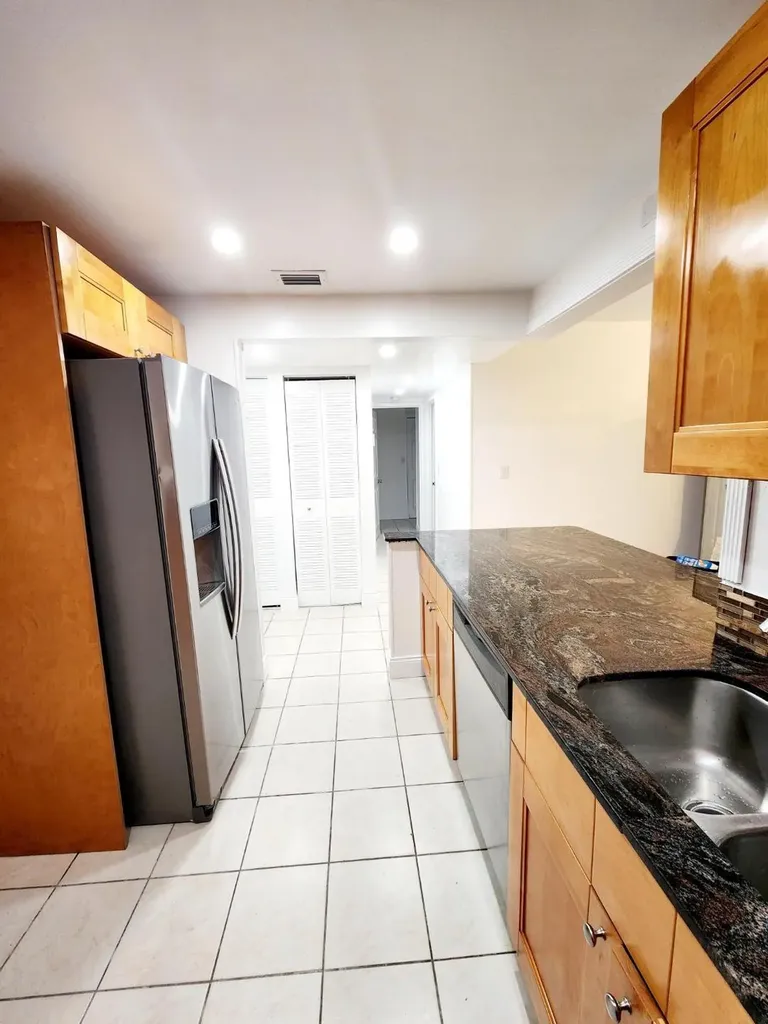 4384 NW 9th Avenue Deerfield Beach FL 33064