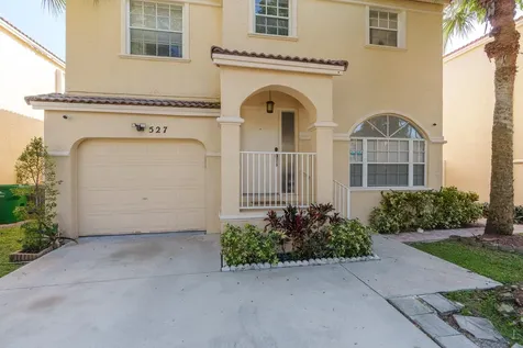 527 NW 87th Lane Coral Springs FL 33071
