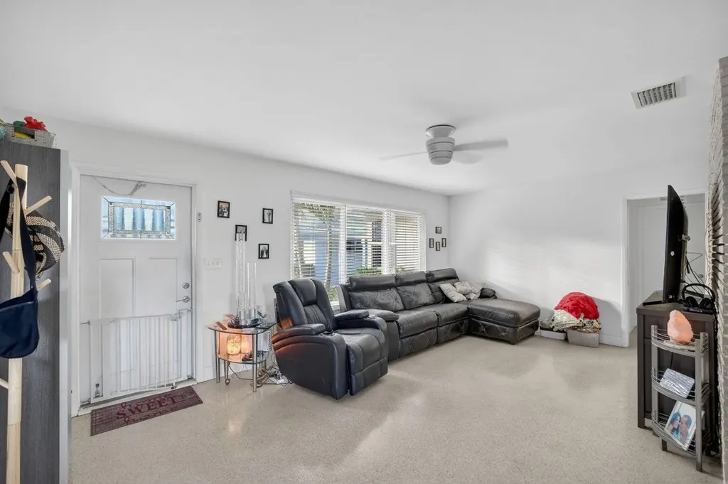 4436 Seagrape Drive Lauderdale By The Sea FL 33308