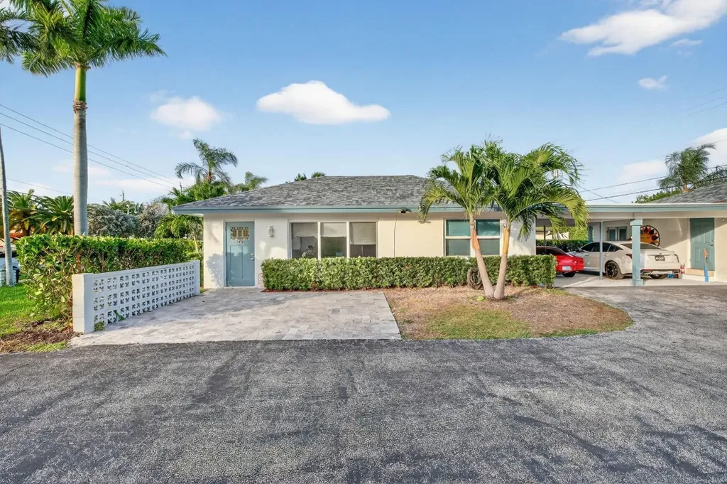 4436 Seagrape Drive Lauderdale By The Sea FL 33308
