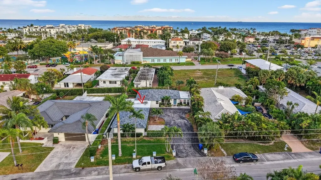 4436 Seagrape Drive Lauderdale By The Sea FL 33308