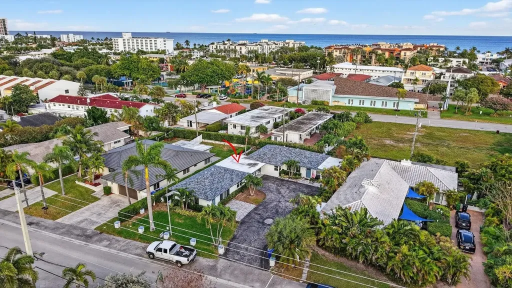4436 Seagrape Drive Lauderdale By The Sea FL 33308
