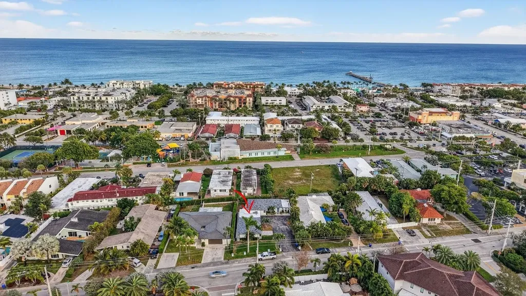 4436 Seagrape Drive Lauderdale By The Sea FL 33308