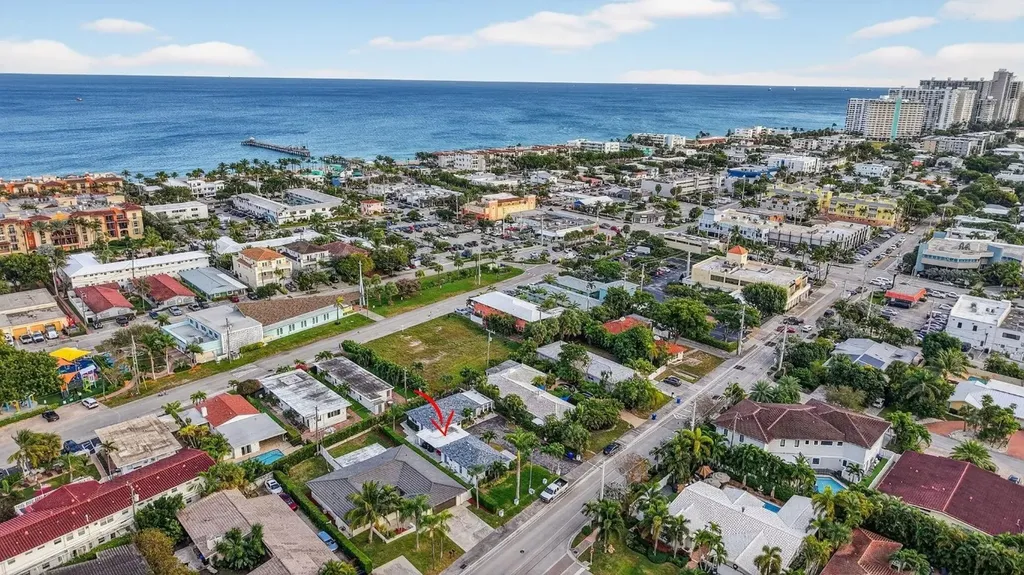 4436 Seagrape Drive Lauderdale By The Sea FL 33308