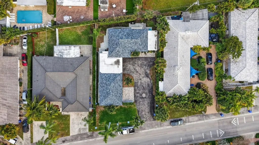 4436 Seagrape Drive Lauderdale By The Sea FL 33308