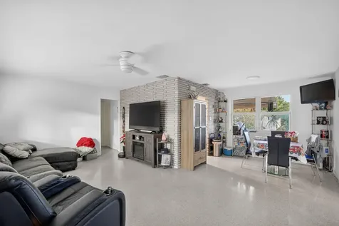 4436 Seagrape Drive Lauderdale By The Sea FL 33308