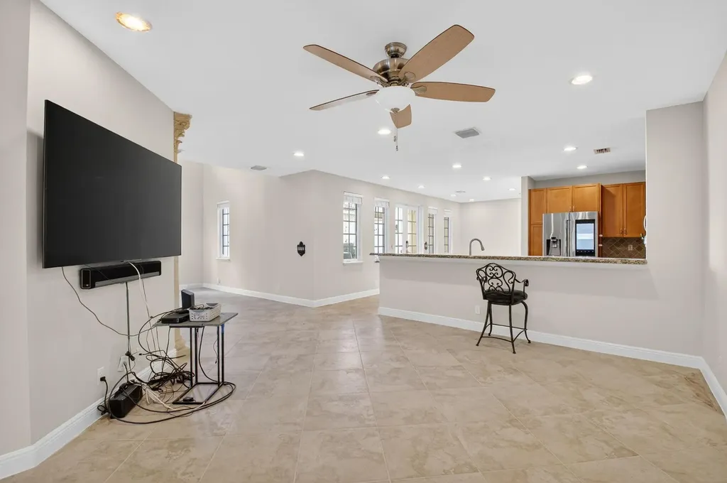 1617 Estuary Way Delray Beach FL 33483