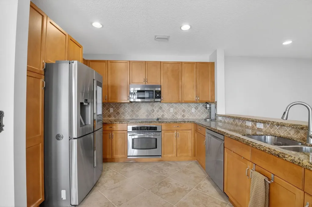 1617 Estuary Way Delray Beach FL 33483