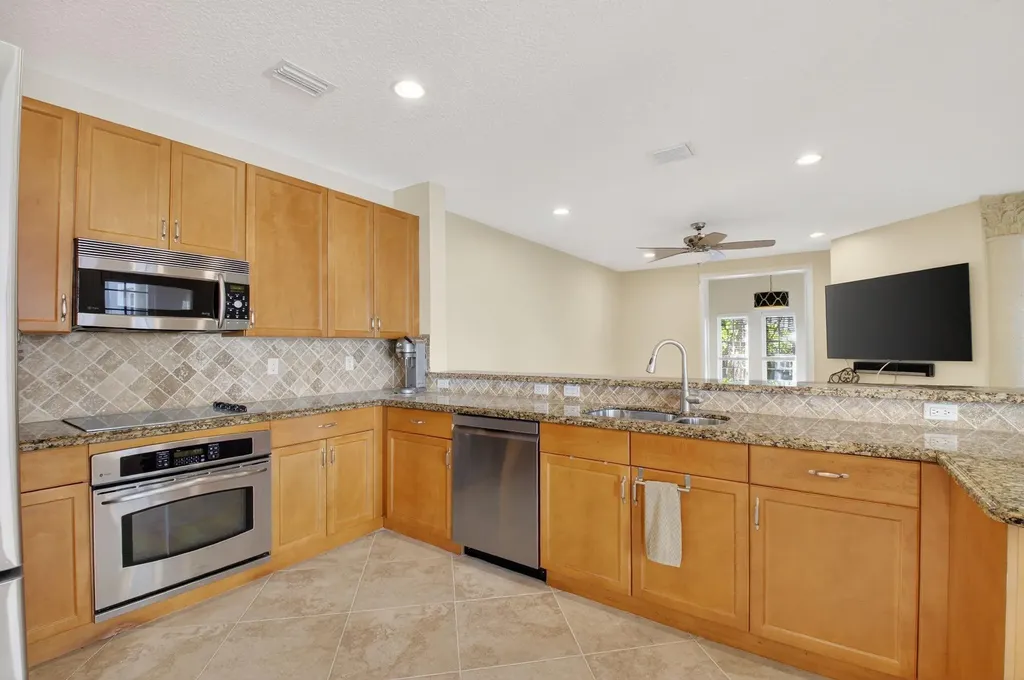 1617 Estuary Way Delray Beach FL 33483