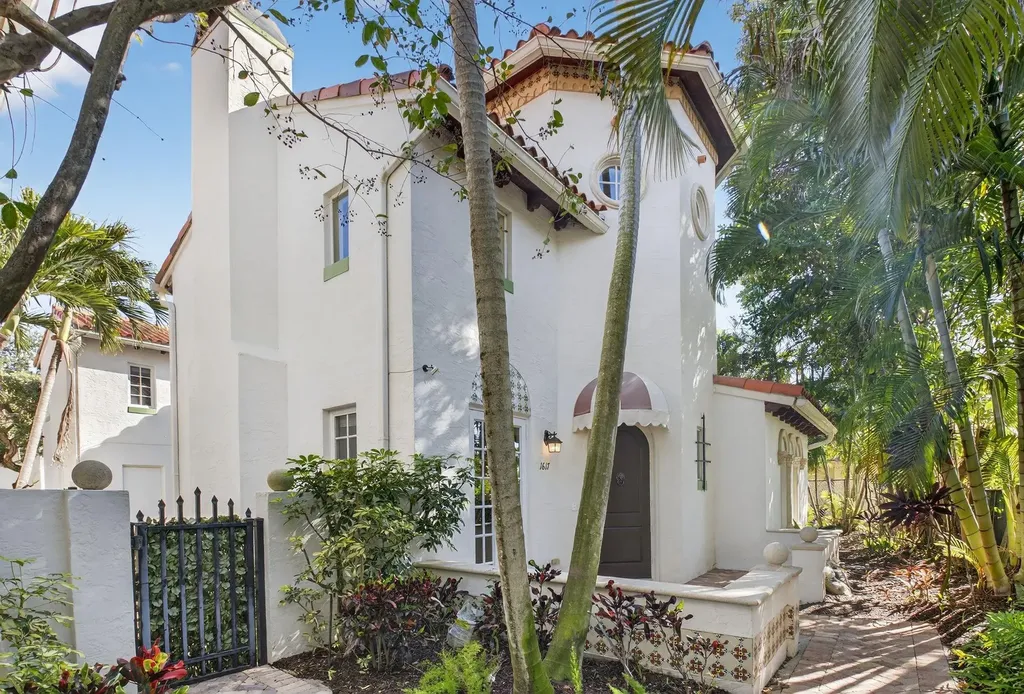 1617 Estuary Way Delray Beach FL 33483