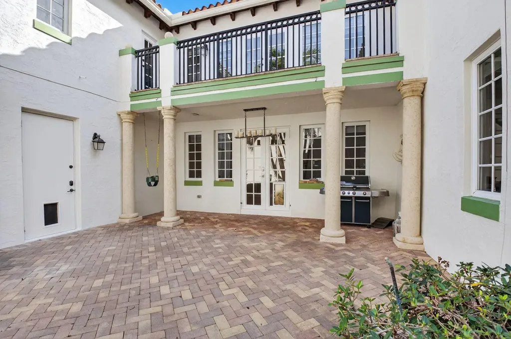 1617 Estuary Way Delray Beach FL 33483