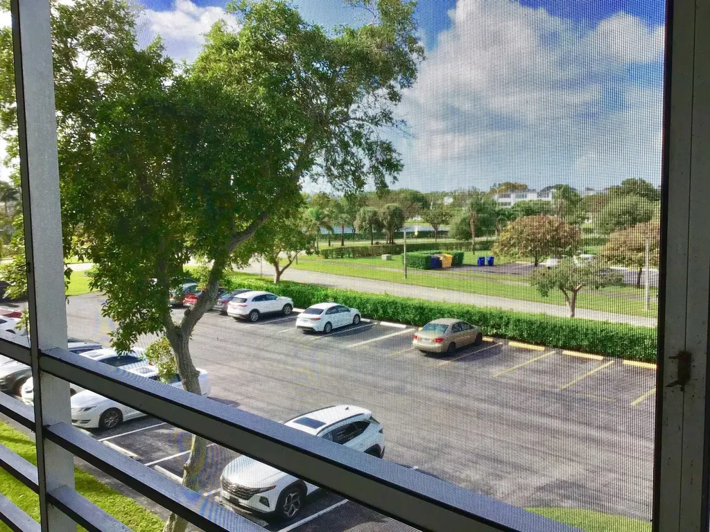 204 Preston Boca Raton FL 33434
