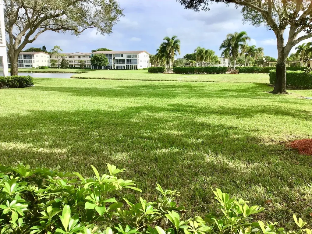 204 Preston Boca Raton FL 33434
