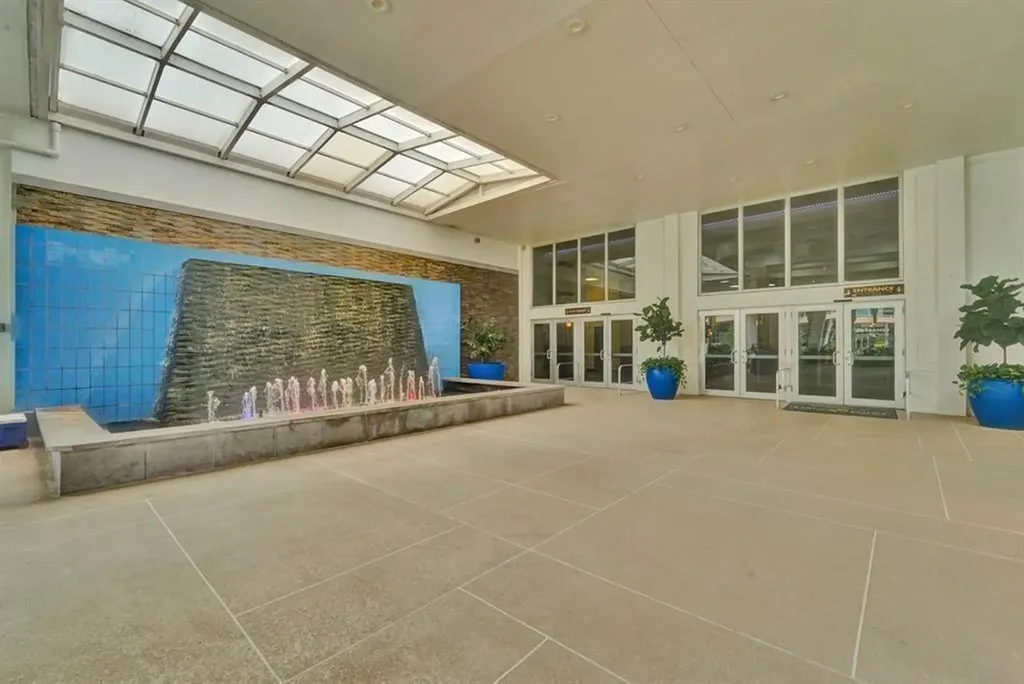10738 W Clairmont Circle Fort Lauderdale FL 33321
