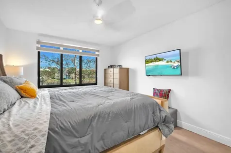 10738 W Clairmont Circle Fort Lauderdale FL 33321