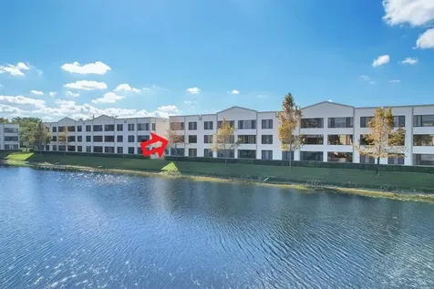 10738 W Clairmont Circle Fort Lauderdale FL 33321