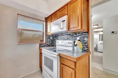 8380 Sands Point Boulevard Tamarac FL 33321