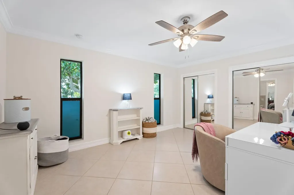 5570 NE 26 Avenue Fort Lauderdale FL 33308