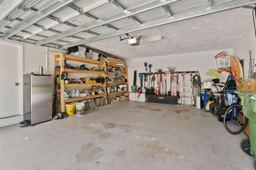 5570 NE 26 Avenue Fort Lauderdale FL 33308