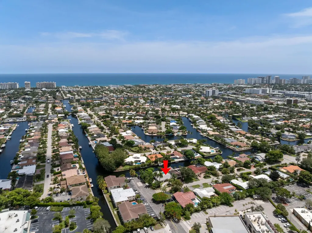 5570 NE 26 Avenue Fort Lauderdale FL 33308