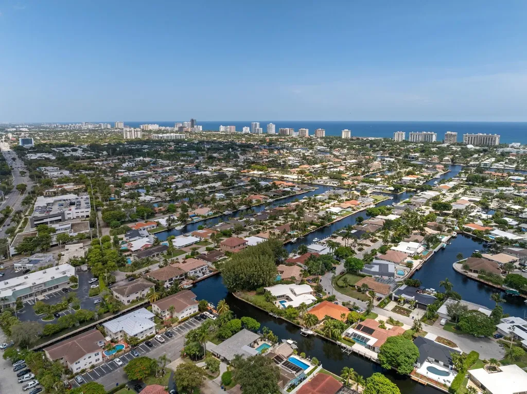 5570 NE 26 Avenue Fort Lauderdale FL 33308