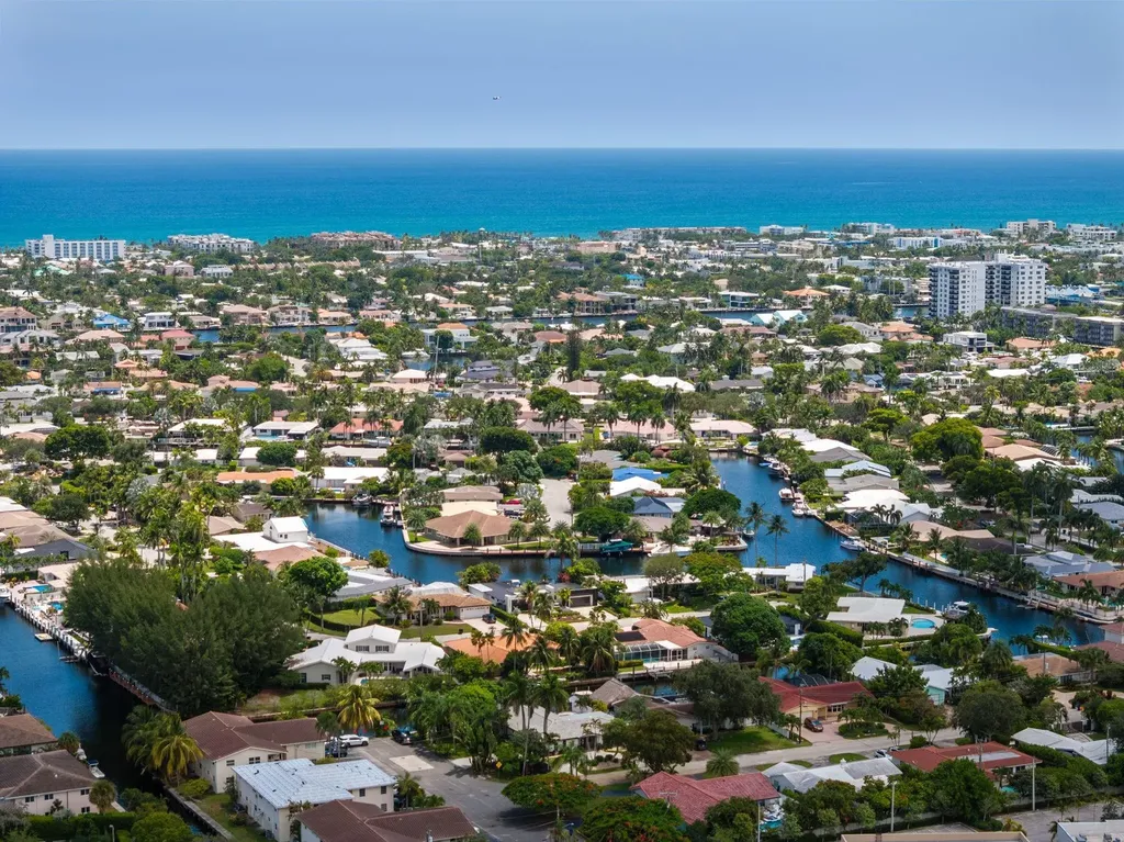 5570 NE 26 Avenue Fort Lauderdale FL 33308