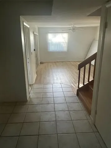 4887 NW 94th Terrace Sunrise FL 33351