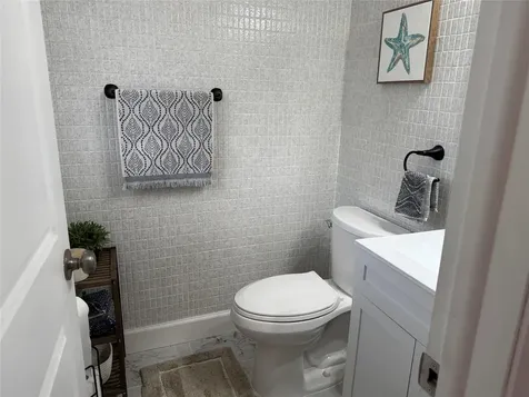 22 Abbey Lane Delray Beach FL 33446