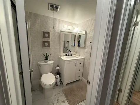 22 Abbey Lane Delray Beach FL 33446