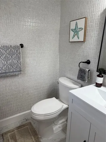 22 Abbey Lane Delray Beach FL 33446