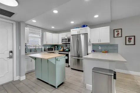 3100 NE 49th Street Fort Lauderdale FL 33308