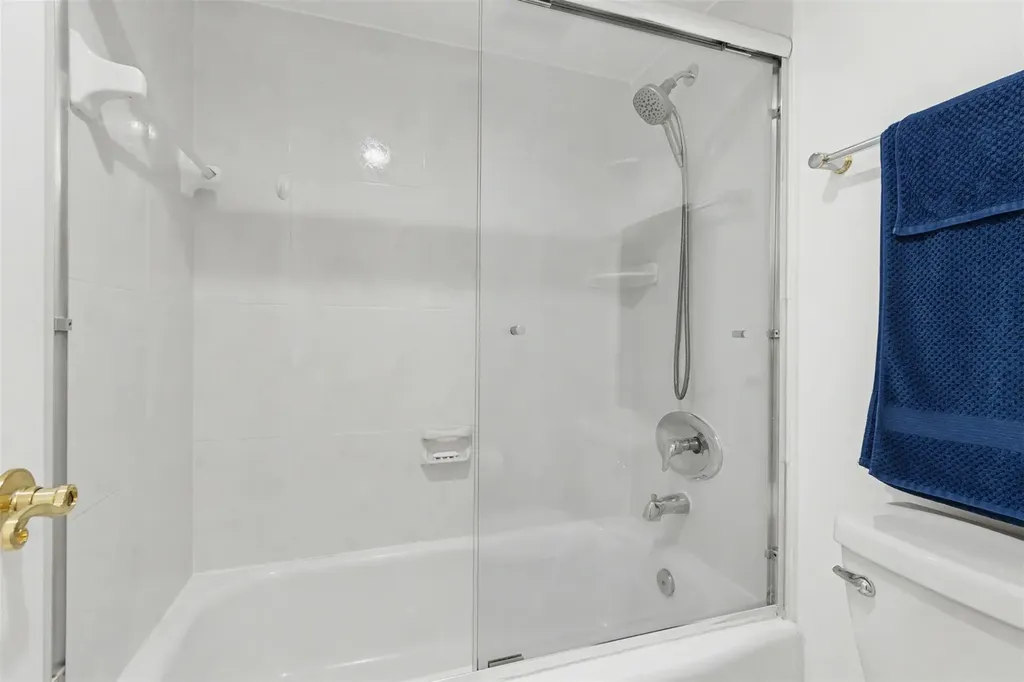 2307 S Cypress Bend Drive Pompano Beach FL 33069