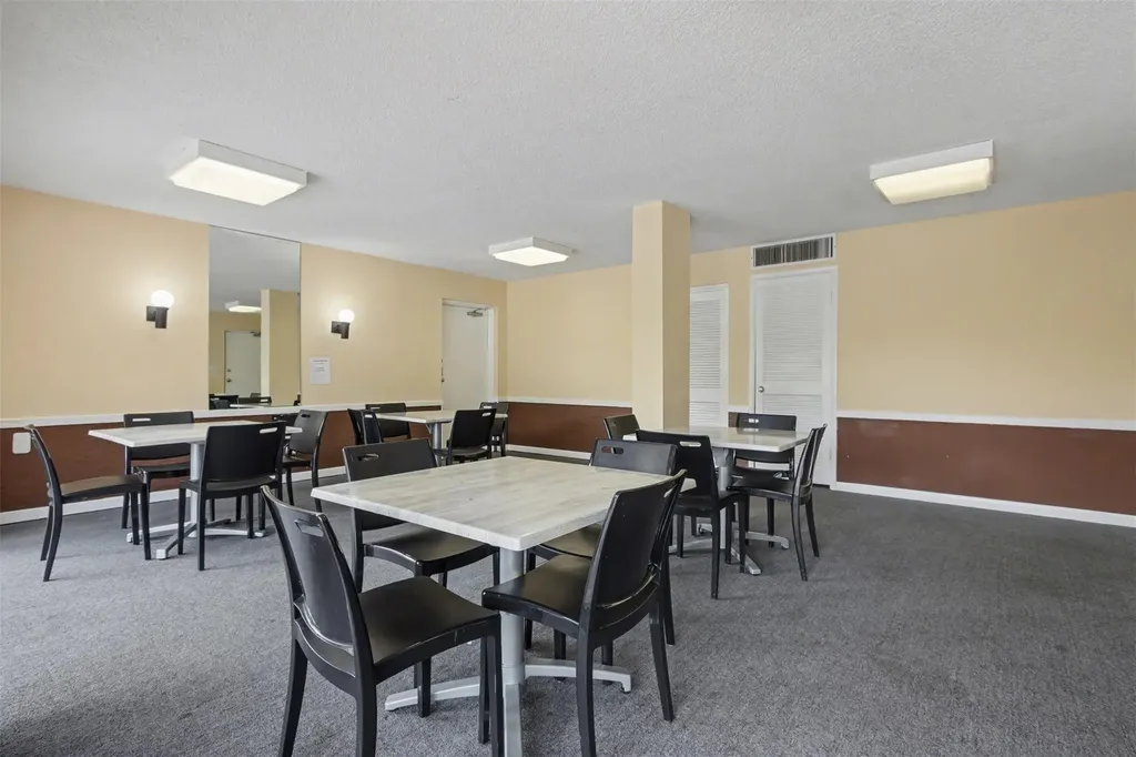 2307 S Cypress Bend Drive Pompano Beach FL 33069