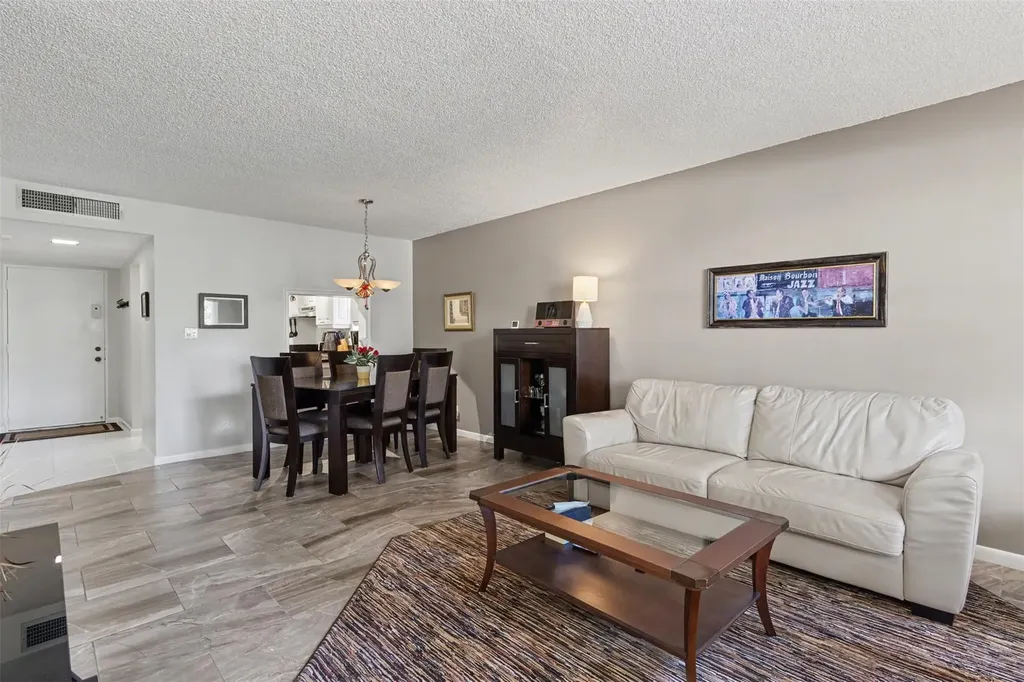2307 S Cypress Bend Drive Pompano Beach FL 33069