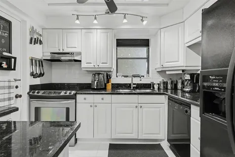 2307 S Cypress Bend Drive Pompano Beach FL 33069