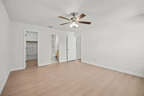1533 SE Minorca Avenue Port St Lucie FL 34952