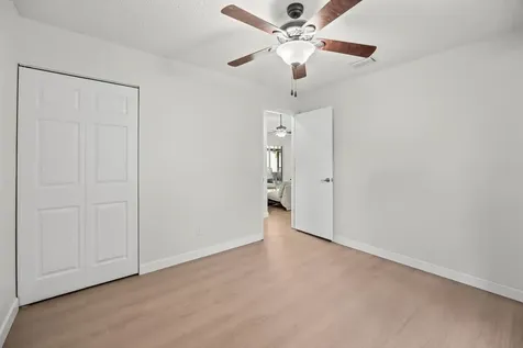 1533 SE Minorca Avenue Port St Lucie FL 34952