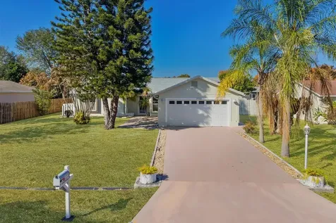 1533 SE Minorca Avenue Port St Lucie FL 34952