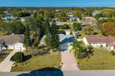1533 SE Minorca Avenue Port St Lucie FL 34952