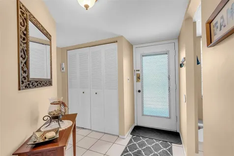 2600 NW 49th Avenue Lauderdale Lakes FL 33313