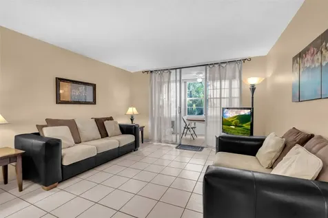 2600 NW 49th Avenue Lauderdale Lakes FL 33313