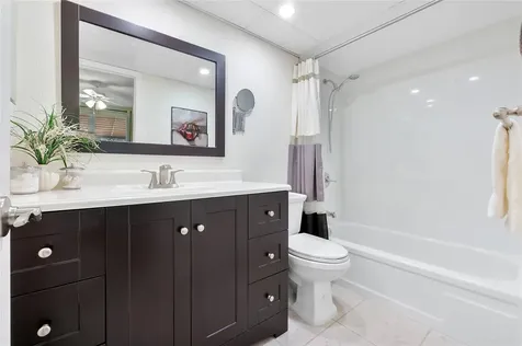 2900 NW 47th Terrace Lauderdale Lakes FL 33313