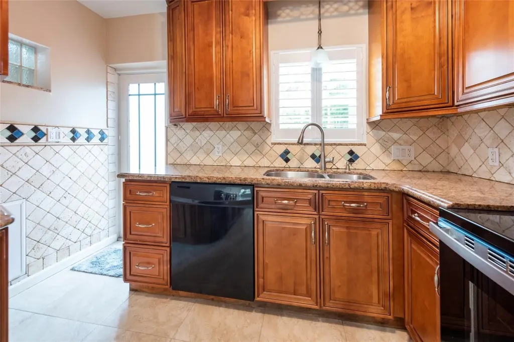 1225 NW 4th Avenue Fort Lauderdale FL 33311
