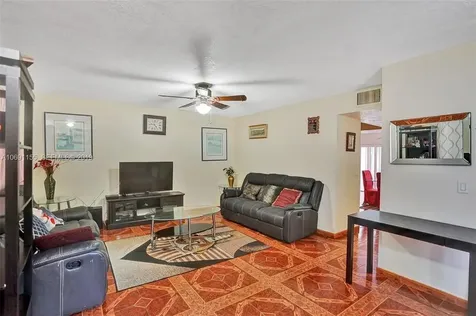 7500 NW 73rd Terrace Tamarac FL 33321