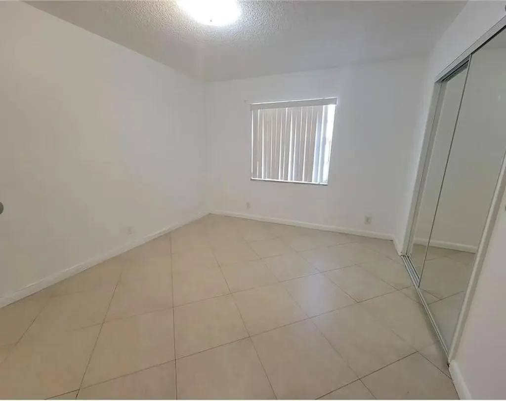 8071 NW 44th Court Coral Springs FL 33065