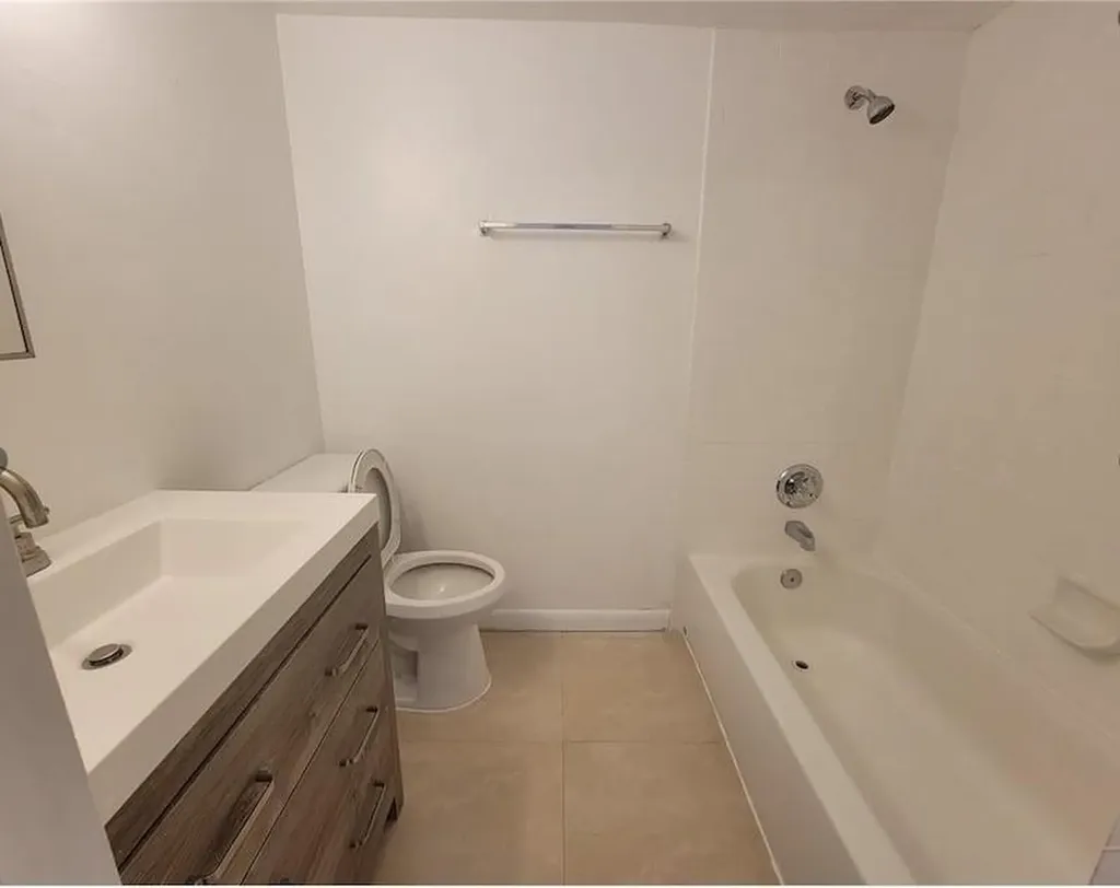 8071 NW 44th Court Coral Springs FL 33065