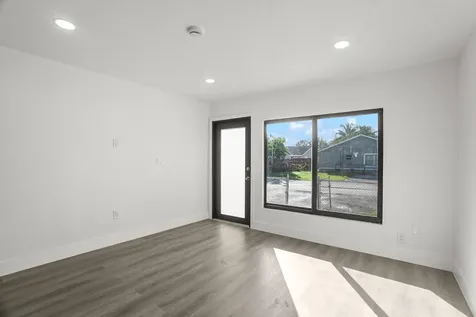 20731 NW 41st Avenue Road Miami Gardens FL 33055