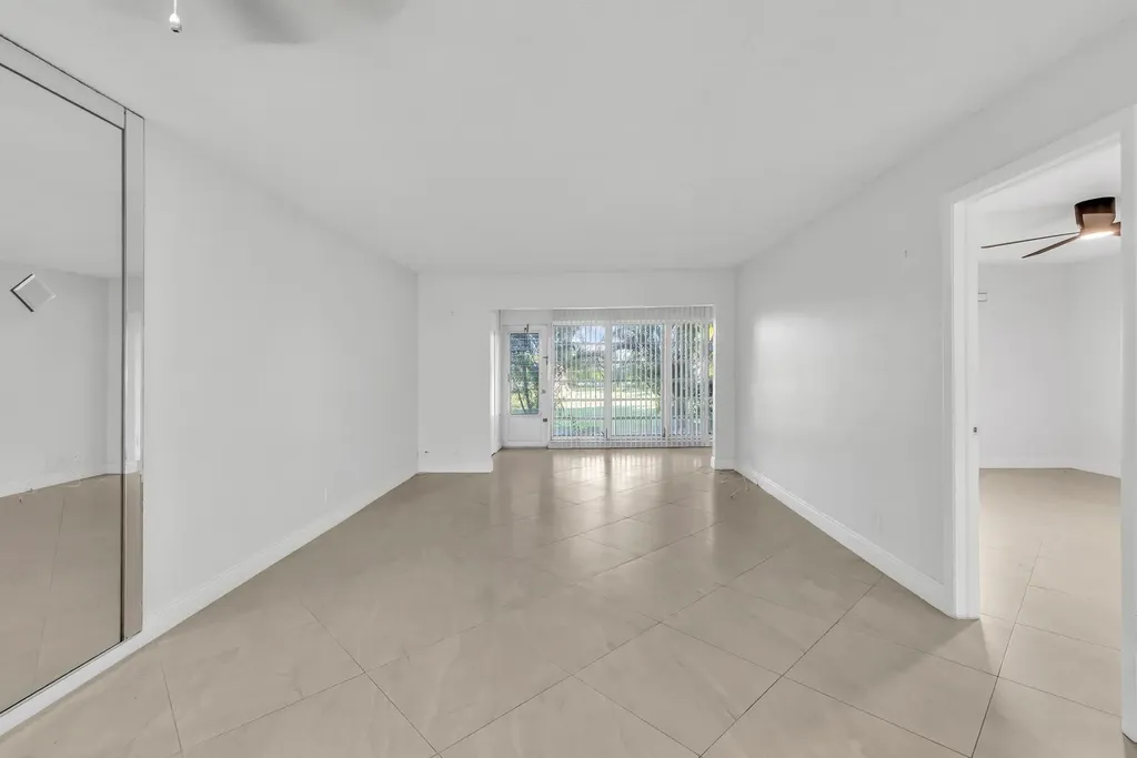 13950 Via Flora Delray Beach FL 33484
