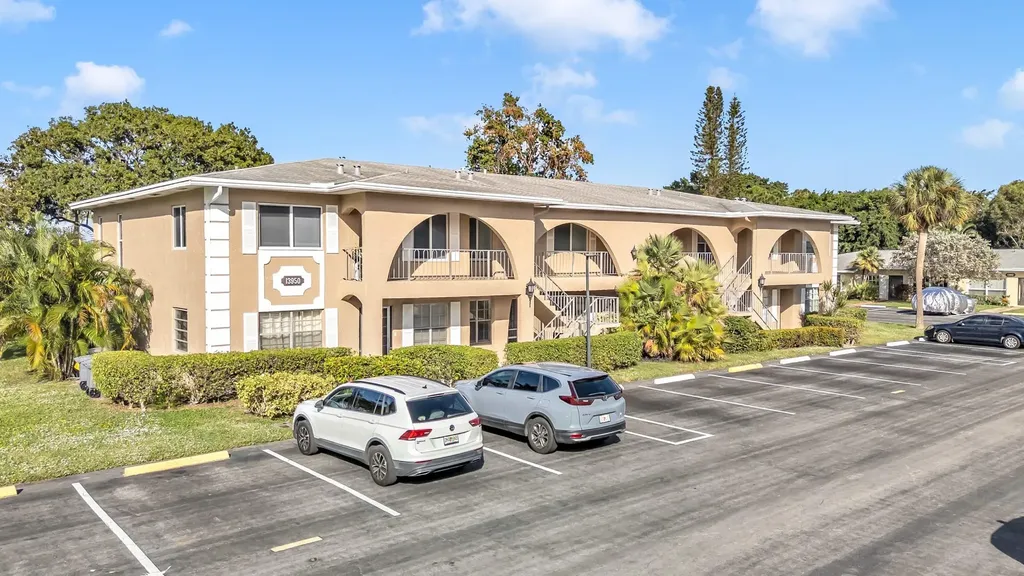 13950 Via Flora Delray Beach FL 33484