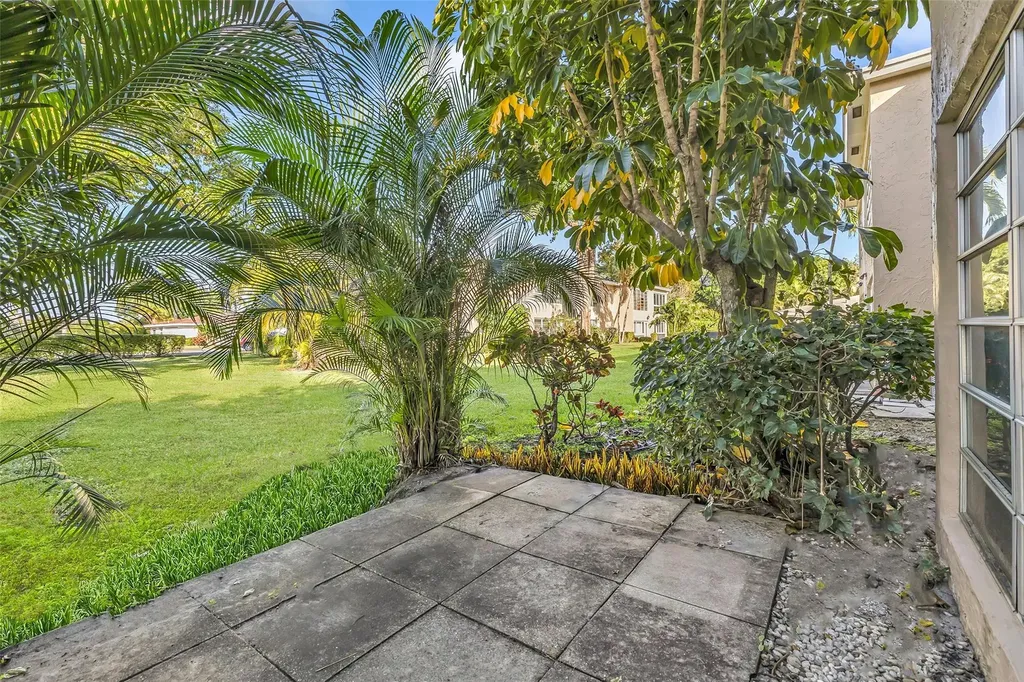 13950 Via Flora Delray Beach FL 33484